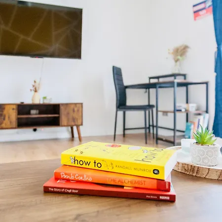 Comfy 3 Bed House By Airport, Perfect For Groups & Families * 曼彻斯特