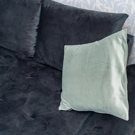 Cozy 2 Bed - Unlimited Wi-fi - Free Parking - Sleeps 6 - By Old Trafford