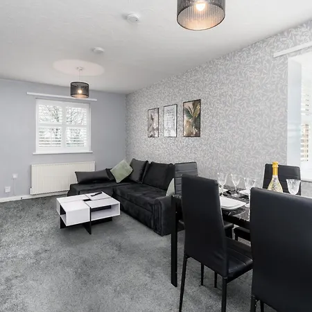 Apartament Cozy 2 Bed - Unlimited Wi-fi - Free Parking - Sleeps 6 - By Old Trafford *