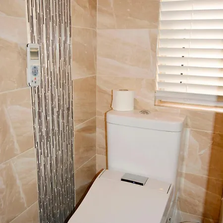 Manchester Holiday Home