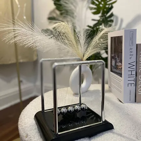 Modern Townhouse-free Parking-game Room-w-ifi