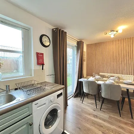 Дом отдыха Ideal 3-bed Stay-away-home Area
