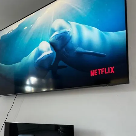 Oasis - Spacious 5 Bedroom House 別荘 マンチェスター