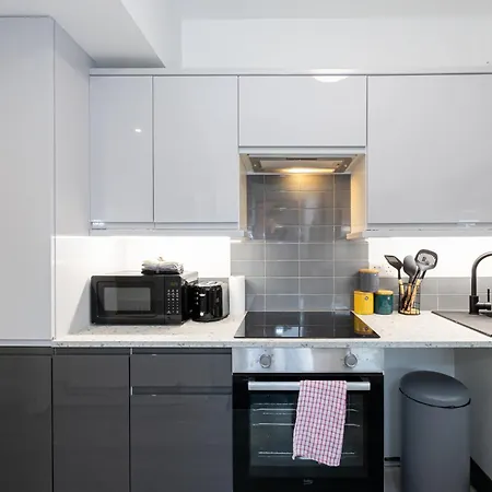 Private Ensuite With Kitchen Access By Irwell Hotell Manchester