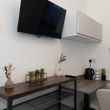 Private Ensuite With Kitchen Access By Irwell Hotell Manchester