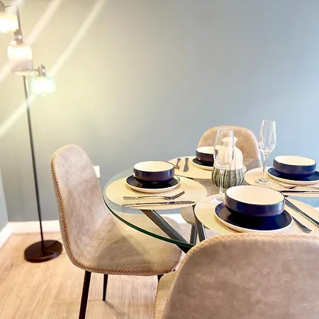 Feriehus Kozyguru Coop Live 3br Hse With Parking *