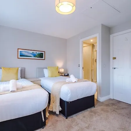 Charming Townhome Retreat, Close To Feriehus *