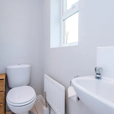 Feriehus Charming Townhome Retreat, Close To *