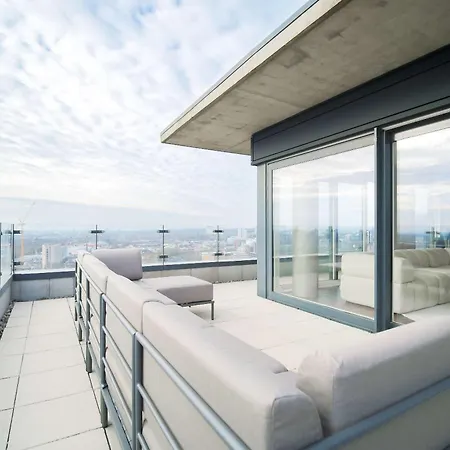 Altitude By The Heim Apartamento