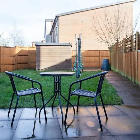 Exquisite 4 Bedroom 2 Bath Parking Etihad Stadium Prázdninový dům Manchester
