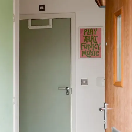 Prázdninový dům Exquisite 4 Bedroom 2 Bath Parking Etihad Stadium