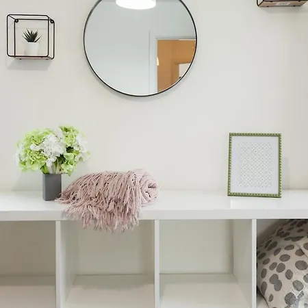 Prázdninový dům Exquisite 4 Bedroom 2 Bath Parking Etihad Stadium