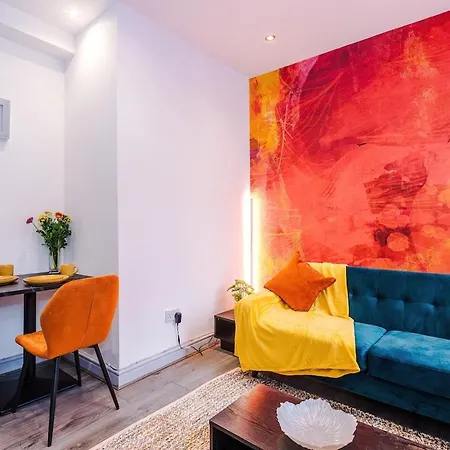 Luxury 3br En-suite, Near Holiday home