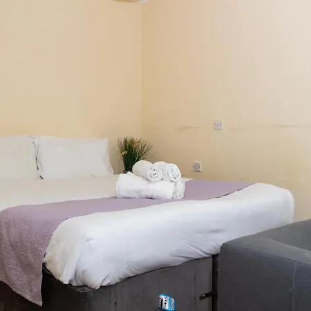 Cosy Stretford In A Prime Location Διαμέρισμα Μάντσεστερ