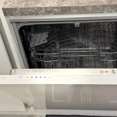 2br Duplex In Salford Mcr Sleeps4 Video In Photos شقة