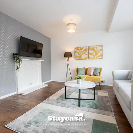Spacious Cosy Cove With Large Driveway And Garden