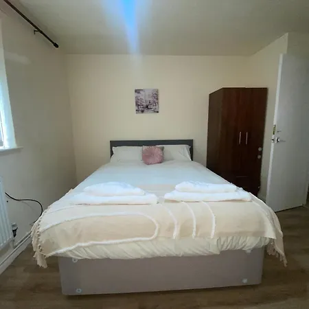 Png - Abernant Shared Facilities *