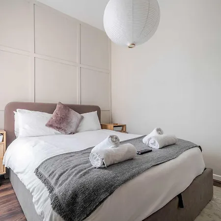 Cosy In Stunning Didsbury Apartmán