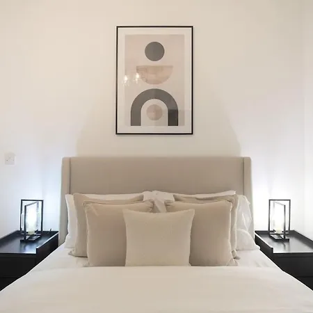 Апартаменты Inico At The Heim Residences Манчестер