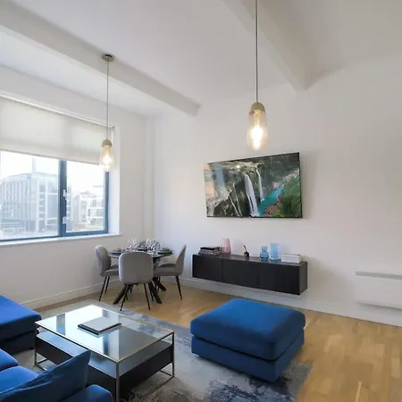 Inico At The Heim Residences Апартаменты *