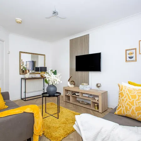 Manchester, Centre, House, Parking, Garden, M60 Манчестер