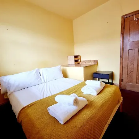 Hébergement de vacances Free Parking House In Middleton By Superhost *