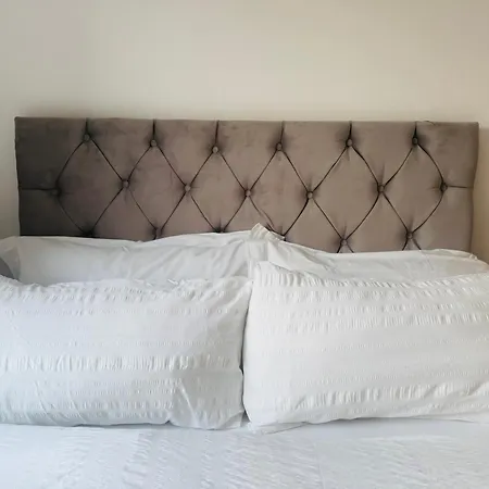 Modern Lux New Built Double Ubytování v soukromí Manchester