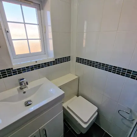 Stockport 6 Bed By Superhost Prázdninový dům *