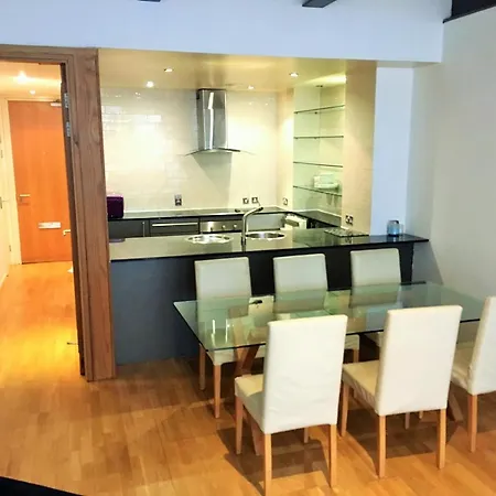 Conran Buildings, 25 Church Street, Manchester, M4 1pe Apartman