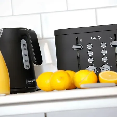 Lägenhet Spacious In Mcr With Terrace, Gym