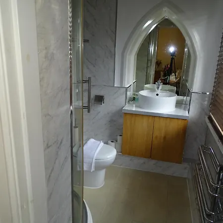 Milverton * マンチェスター