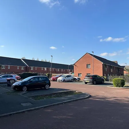 Inside City, Modern & Luxurious 2 Bed Apartment, Entire Unit * Manchester