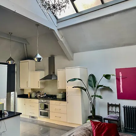 Quirky House * Manchester