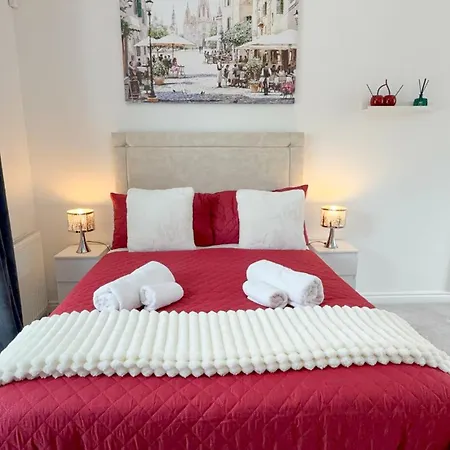 Contractor Stays, Fast Wifi, Free Parking, Work