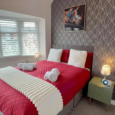 Contractor Stays, Fast Wifi, Free Parking, Work *