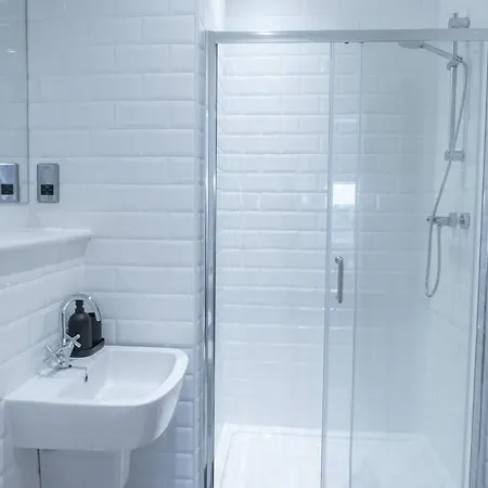 Hive Near Etihad Coop Live * מנצ'סטר