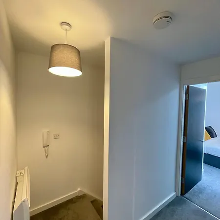 Apartmán Modern Lux 2 Bedroom Duplex Apartment Free Parking *