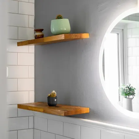 Semesterbostad Stylish 3 Bedroom House Free Parking *