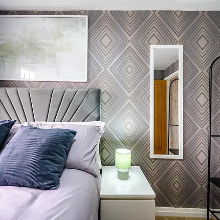 Сasa de vacaciones Droylsden Eden - Next To Tram - Free Parking Near Coop- Live & Etihad Stadium *