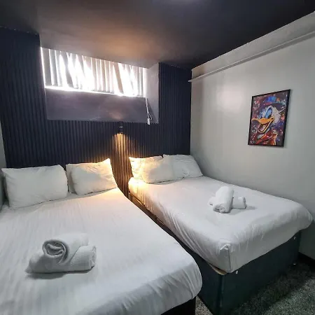 Sleeps 14 Hidden Gem By Superhost *