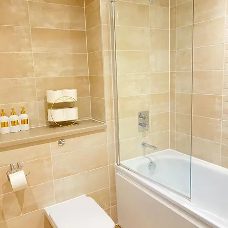 דירה Luxe 2 Bed - Water View And Parking מנצ'סטר