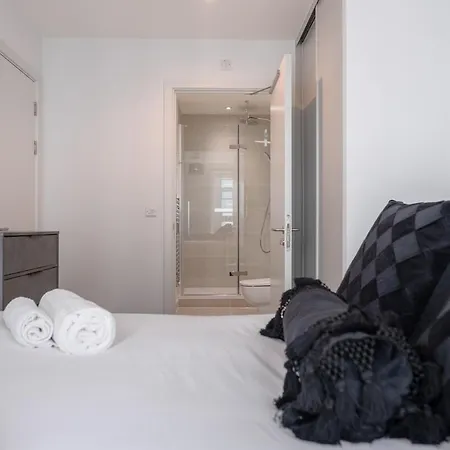 2 Bedroom By Torr Group Flexible Renting With Free Wifi Appartement Manchester