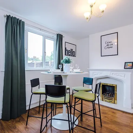 Vakantiehuis Driveway Stunning 3bedroom In Withington *