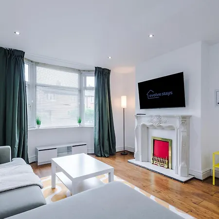 Vakantiehuis Driveway Stunning 3bedroom In Withington