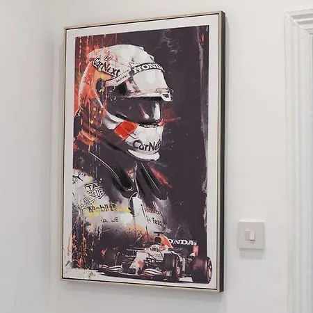 Luxury 1-bed Near Mcr Hospital & Centre شقة