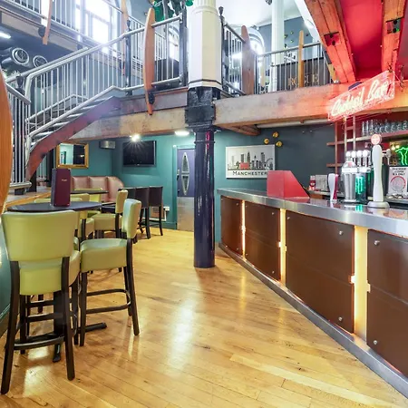 Britannia Centre Hotel 3*