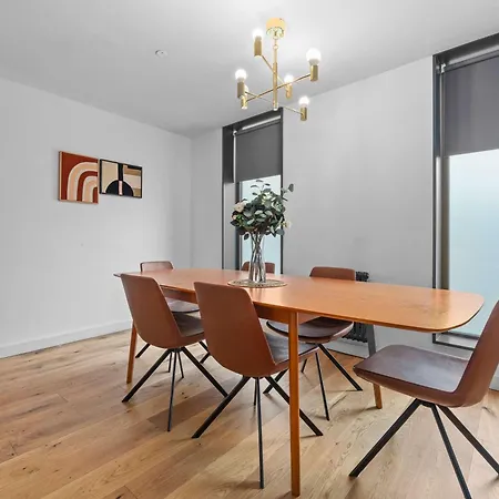 Holiday home Stunning Luxury Townhouse In Centre Of Manchester