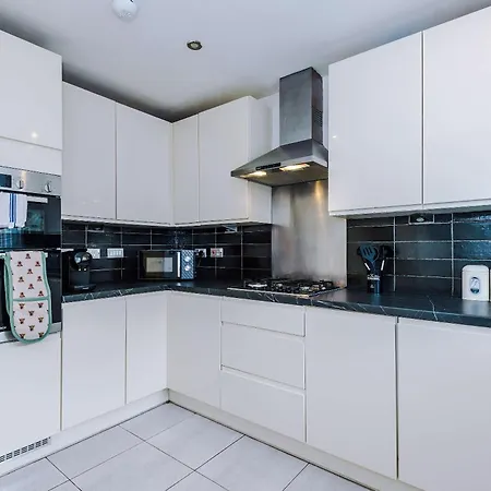 Hébergement de vacances Large 4bedroom 4bathroom Townhouse By Coop Live Arena *
