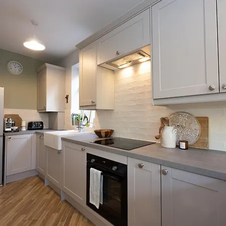 Daire Victorian Wfh Haven With Free Parking