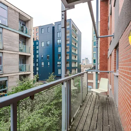Apartmán Free Parking, Cosy 2bed In Salford Quays, Balcony, Sleeps 6 *